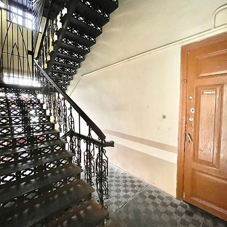 אודסה Cozy Apartment On Greek Street 15 מראה חיצוני תמונה