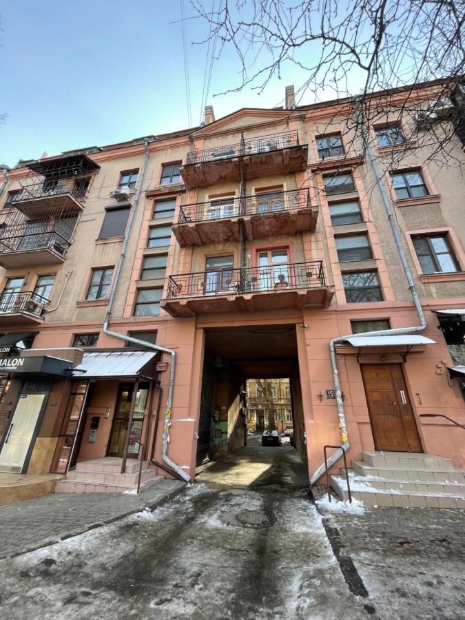 אודסה Cozy Apartment On Greek Street 15 מראה חיצוני תמונה