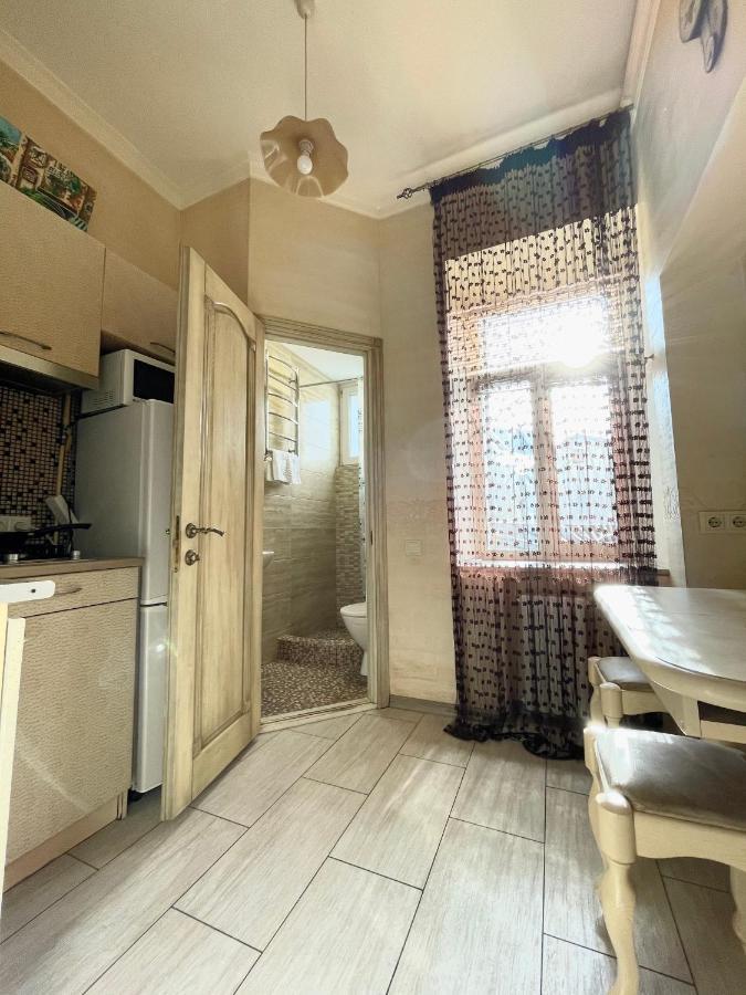 אודסה Cozy Apartment On Greek Street 15 מראה חיצוני תמונה